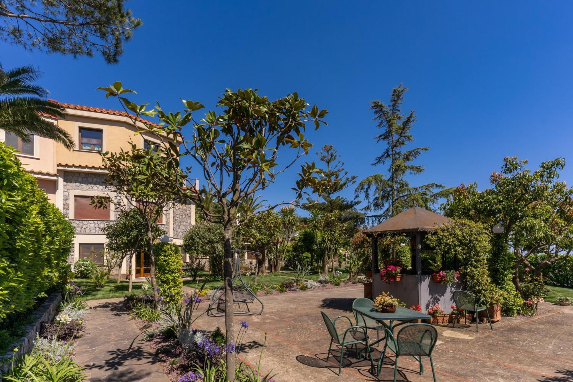מסה לוברנסה Villa Solatia מראה חיצוני תמונה